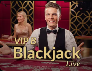 巅峰总在孕期👀巴尔韦德3场5球+战曼城戴帽，妻子怀三胎近15周